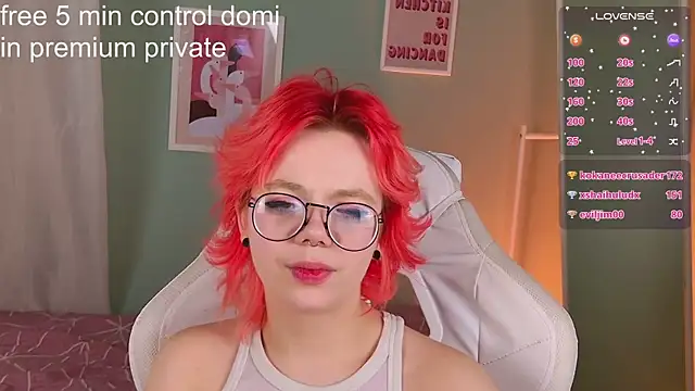 دردشة Waifu_Ketrin الجنسية المباشرة