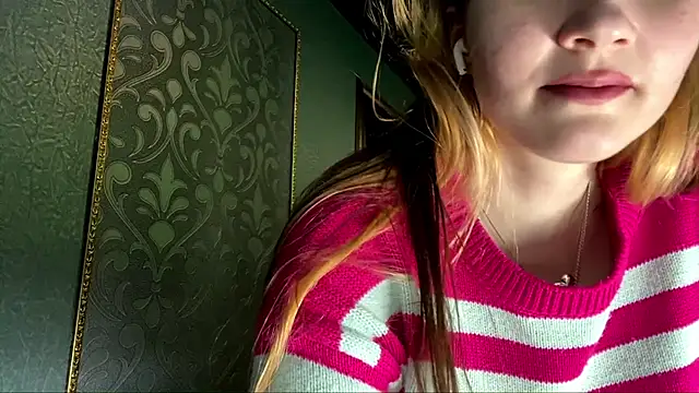 CarmelaLiebherrのライブXXXチャット