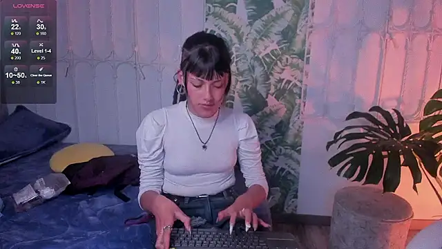 Chat +18 de _sharlotte777 ao vivo