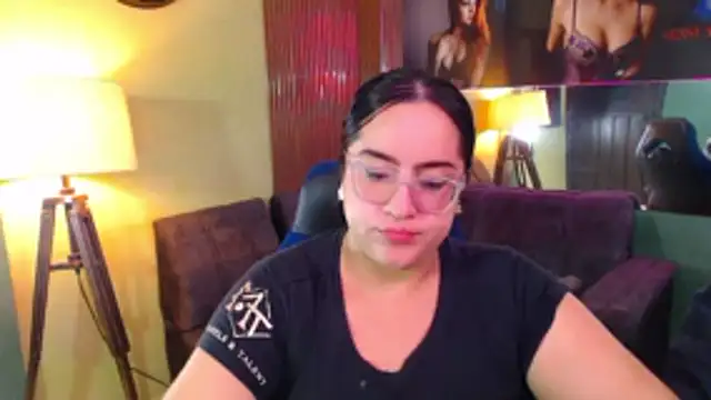 XXX chat uživo modela Sofiia_davis23