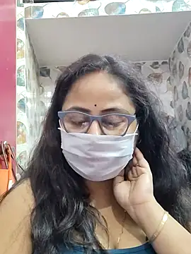 nisha_1110 Show in webcam