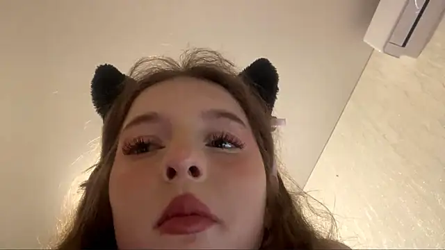 MillyHowden's Live XXX Chat