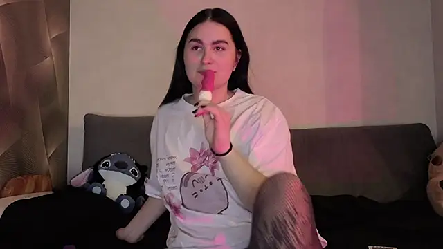 دردشة shylesley الجنسية المباشرة