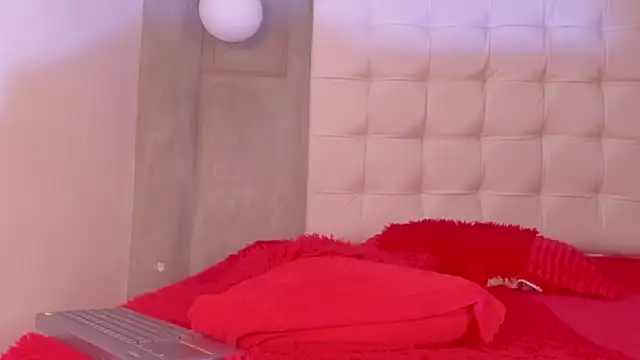 im_aliisson's Webcam Show