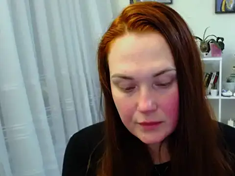 Lady_Tiana: онлайн-секс-чат