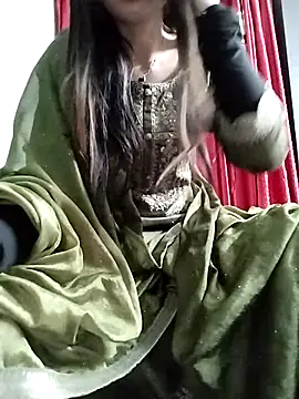 Chatroom XXX en direct de Noor_Darliing