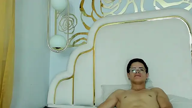 midnightlust_vcのライブXXXチャット