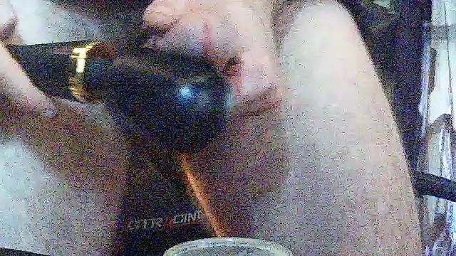 Neekaleek89 现场XXX聊天