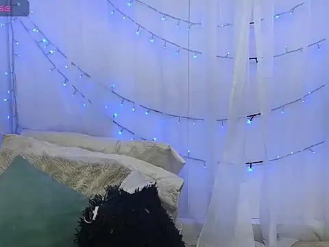 ninaa_fox: онлайн-секс-чат