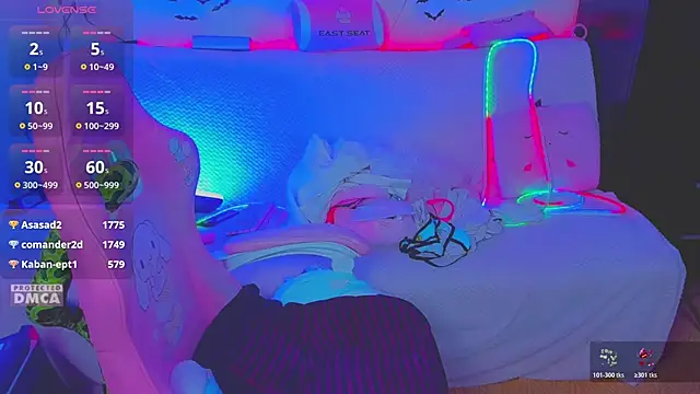 Lolisuccub's Webcam Show