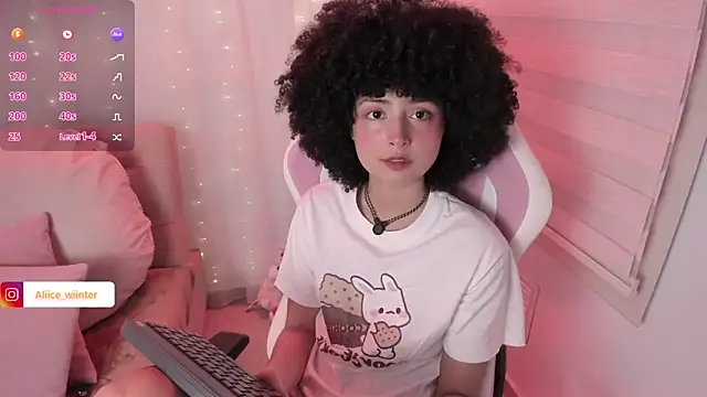 Alice_winter_ live XXX chat