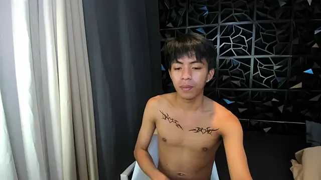 davincihugecock's Live XXX Chat