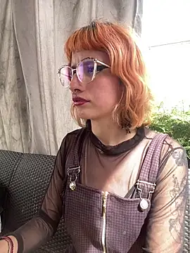 Alice_Hecateen Webbikameraesitys