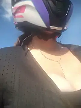 miss_berlyn: απευθείας συνομιλία ΧΧΧ