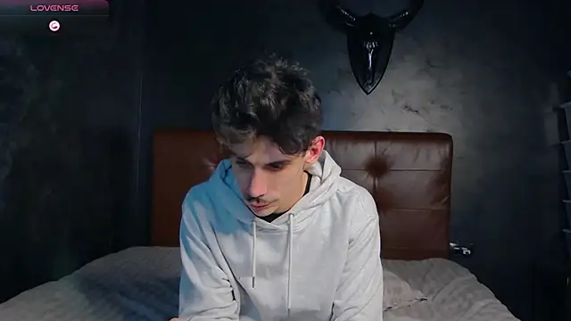 DanielCrush1 Show Webcam