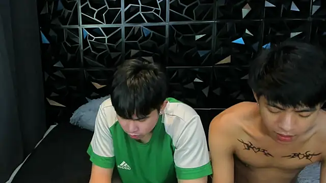 Вебкам-шоу davincihugecock