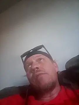 yourMasterisBored Chat XXX live