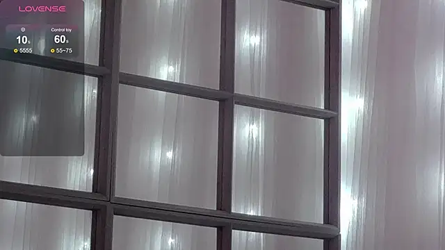 SarahRaynexのライブXXXチャット