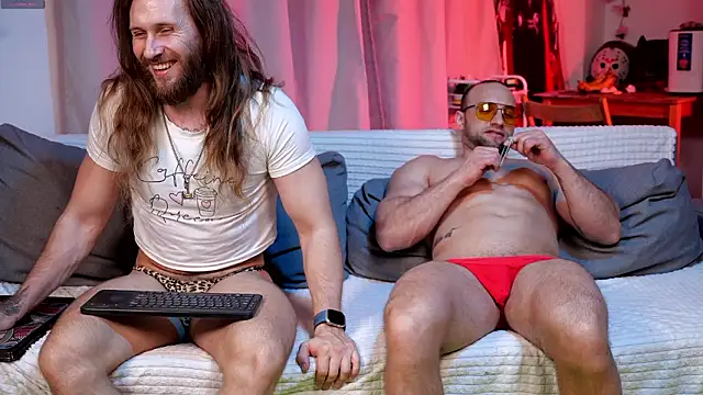 rusbigpaul's Live XXX Chat