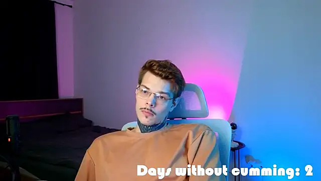 DENIS_HERE 网络视讯表演