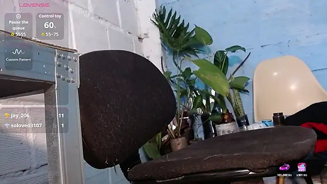 Chat XXX en directo de jasminne_