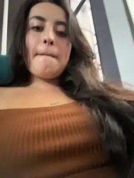 Antonella_Julieta Show in webcam