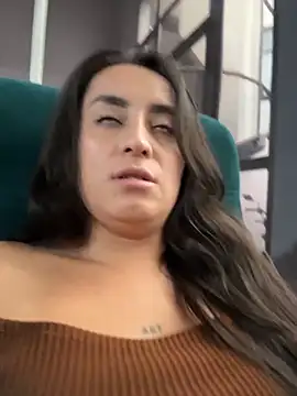 Antonella_Julieta Live XXX-Chat