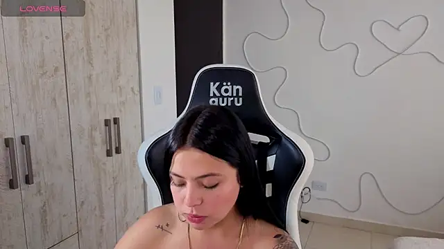 Chat +18 de Victoryyy_ ao vivo