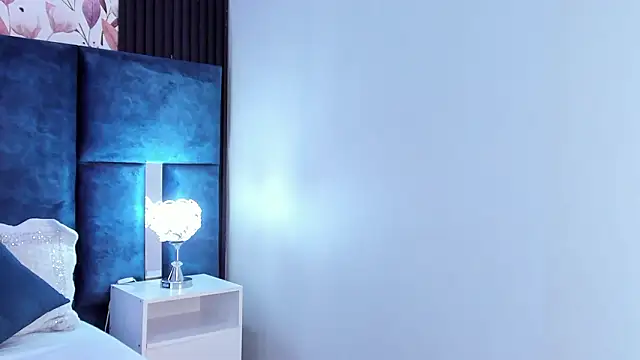 AmmyJones_ Chat XXX in diretta