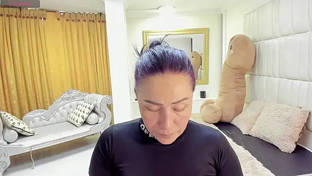 Chat +18 de gaby_trent ao vivo