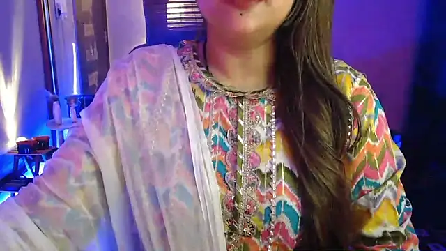 Živý XXX chat Mitikaa