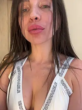 karinasantos_'s Live XXX Chat