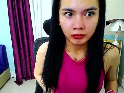 devine_goddess webcam show