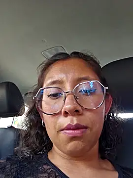 Chatroom XXX en direct de Camila_Lopez1