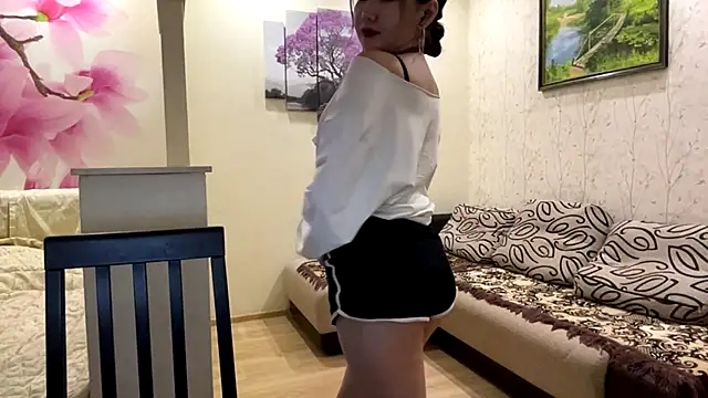 MaeRaads Live XXX-Chat