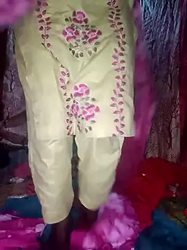 XXX chat uživo modela BlackCoupel