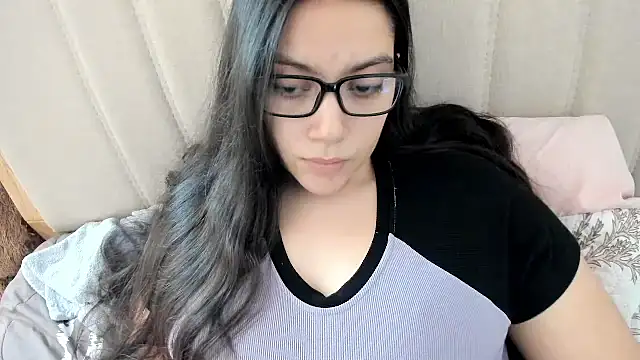 عرض كام roniewester