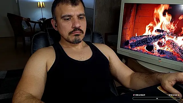 Chat XXX en directo de officeman7