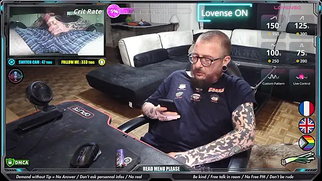 Chat XXX en directo de Law_Leek