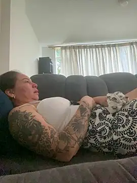 HealingHoney élő XXX-chatje