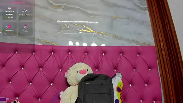 miranda_vegaa's Live XXX Chat