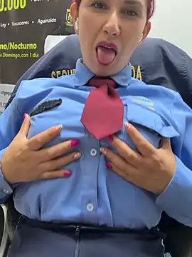 Megan-01- élő XXX-chatje