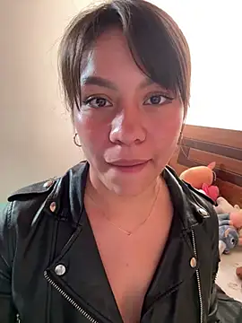 -Selene-'s Live XXX Chat