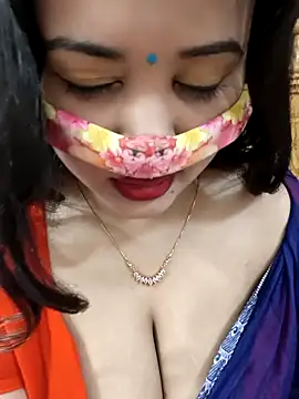 Beauty_Queen_Soniya: онлайн-секс-чат