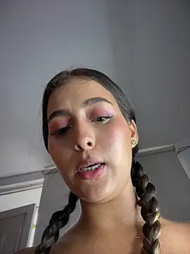 Онлайн чат XXX Valeria-escobar