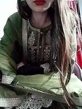 Noor_Darliing Adlı Modelin Canlı XXX Sohbeti