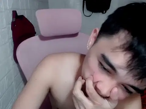 Sky_hot123 live XXX chat