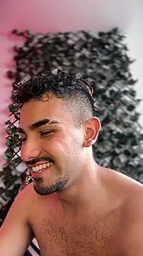 juancho_hairy Show Webcam