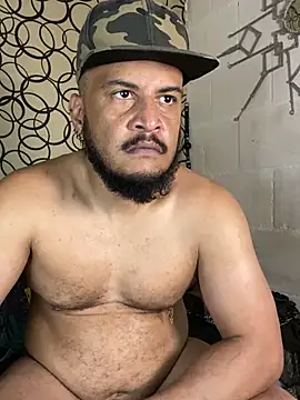 the_master_foal_ live XXX chat