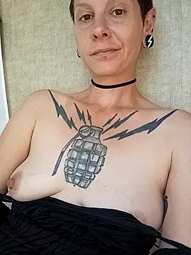 Dark_Obsessions Adlı Modelin Canlı XXX Sohbeti